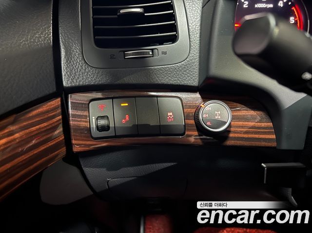 Kia Mohave 2018 — photo 16