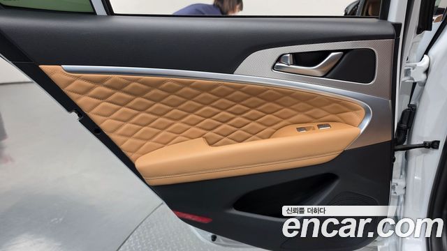 Genesis G70 2023 — photo 15