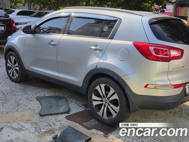 Kia Sportage 2012 — photo 4