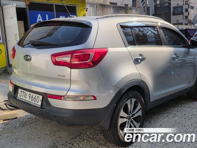 Kia Sportage 2012 — photo 6