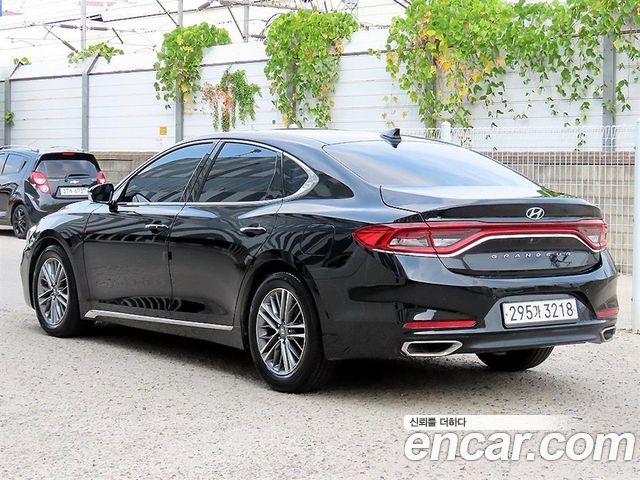 Hyundai Grandeur 2017 — photo 3
