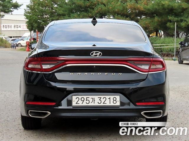 Hyundai Grandeur 2017 — photo 4