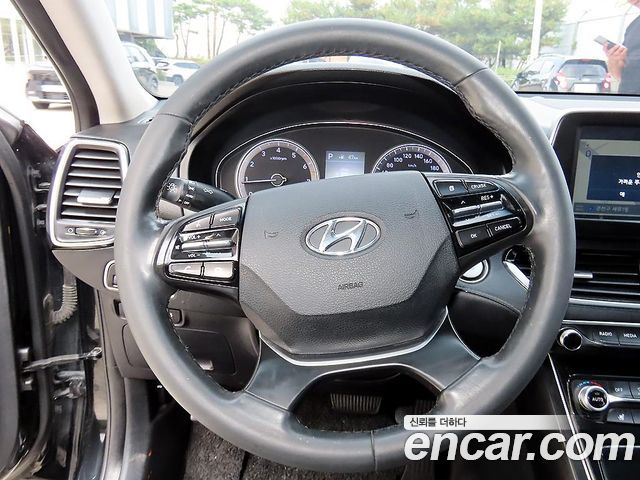 Hyundai Grandeur 2017 — photo 8