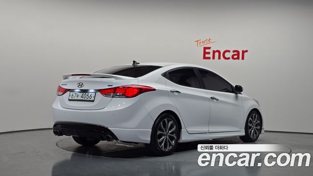 Hyundai AVANTE 2013 — photo 2