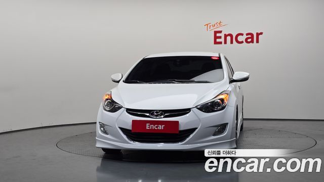 Hyundai AVANTE 2013 — photo 3
