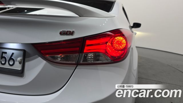 Hyundai AVANTE 2013 — photo 9