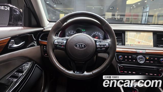 Kia K7 2016 — photo 14