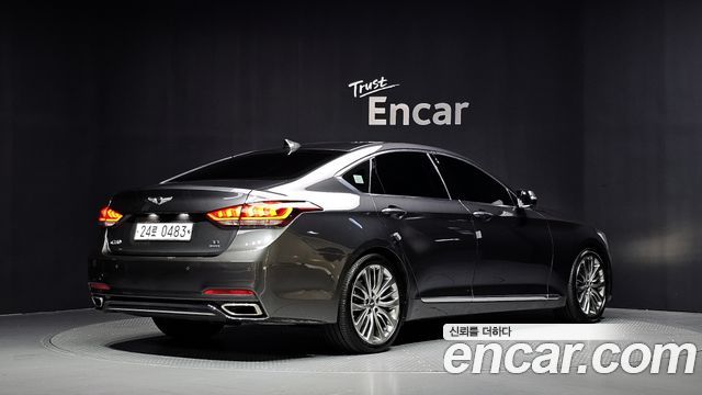 Genesis G80 2017 — photo 2
