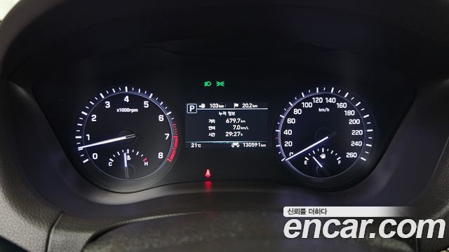 Genesis G80 2017 — photo 11