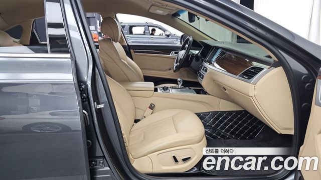 Genesis G80 2017 — photo 17