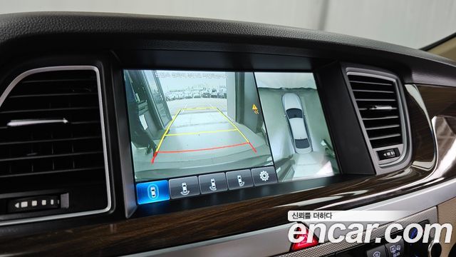 Genesis G80 2017 — photo 21