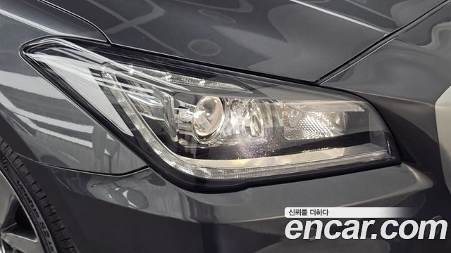 Genesis G80 2017 — photo 8