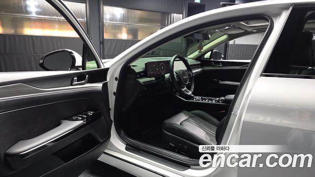 Kia K5 2024 — photo 10