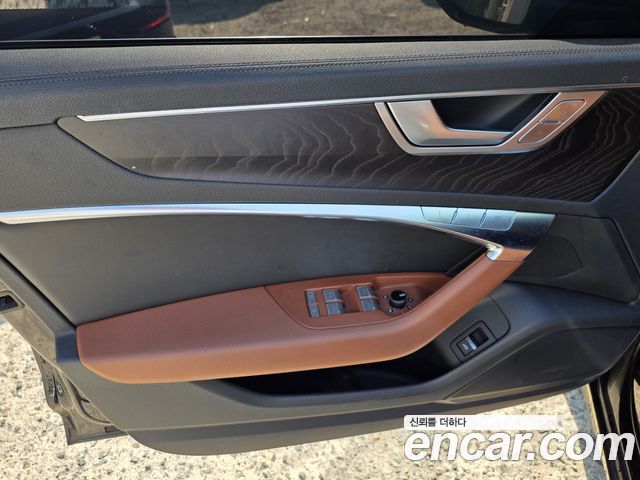 Audi A6 2020 — photo 11