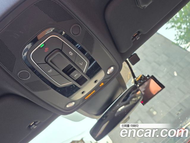 Audi A6 2020 — photo 17