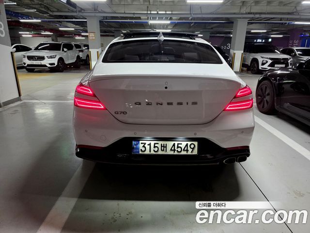 Genesis G70 2021 — photo 3