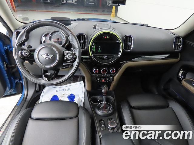 Mini Countryman 2018 — photo 7