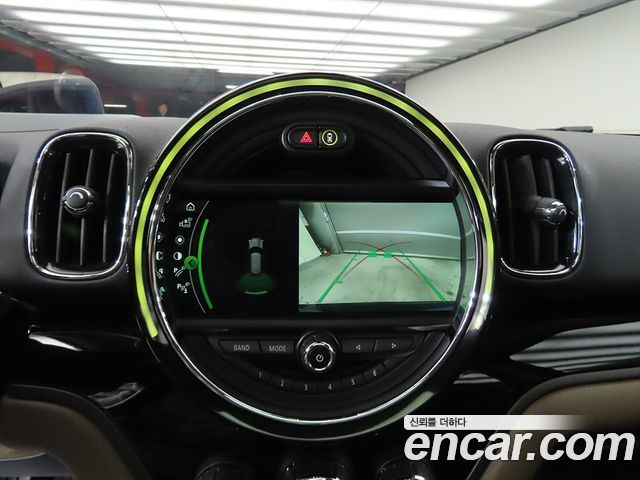 Mini Countryman 2018 — photo 15