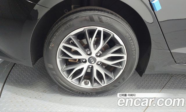Kia K5 2021 — photo 5