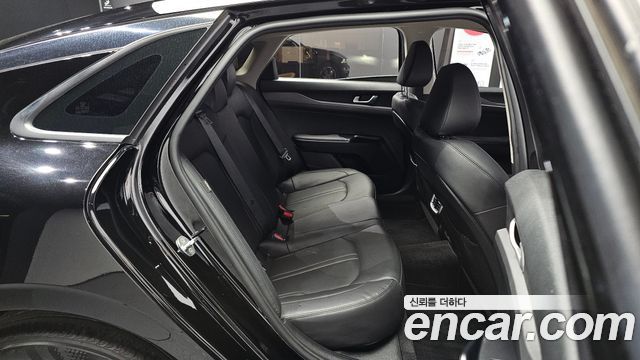Kia K5 2021 — photo 16