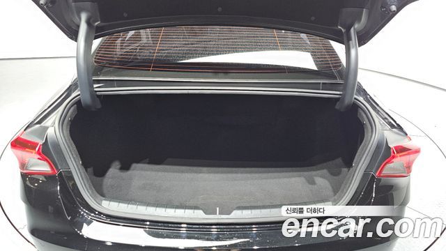 Kia K5 2021 — photo 30