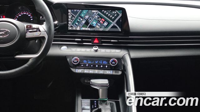 Hyundai AVANTE 2023 — photo 14