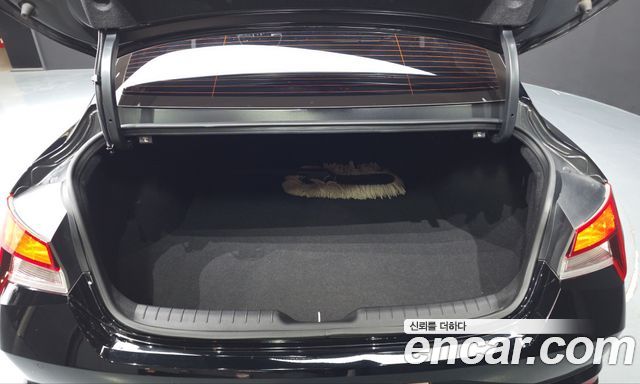 Hyundai AVANTE 2023 — photo 20