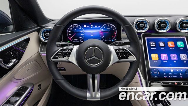 Mercedes-Benz C-Class 2025 — photo 20