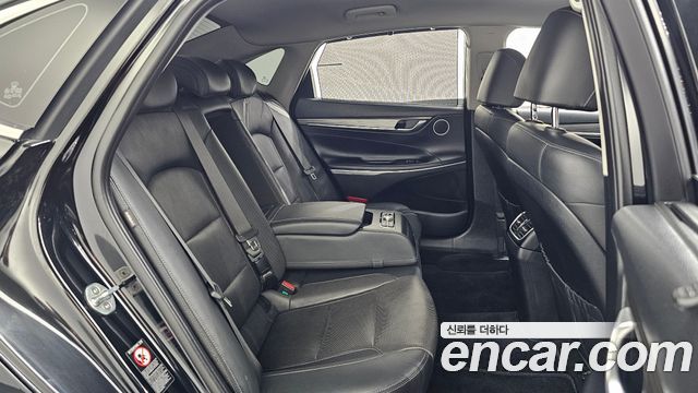 Hyundai Grandeur 2018 — photo 18