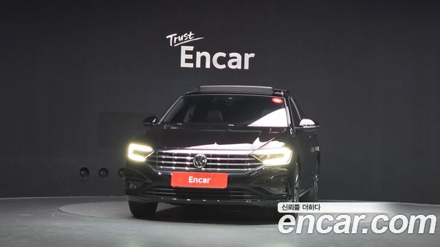 Volkswagen Jetta 2021 — photo 3