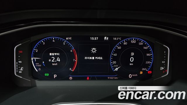 Volkswagen Jetta 2021 — photo 11