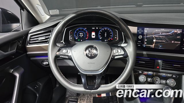 Volkswagen Jetta 2021 — photo 19