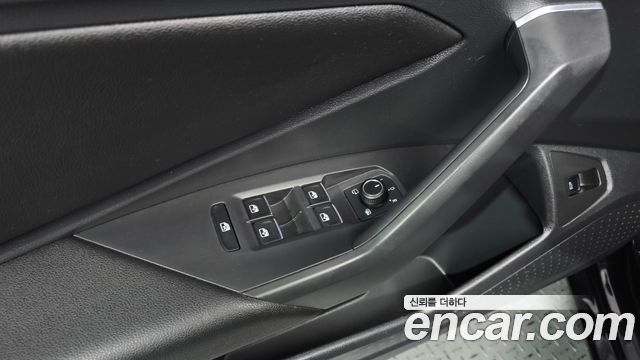 Volkswagen Jetta 2021 — photo 26