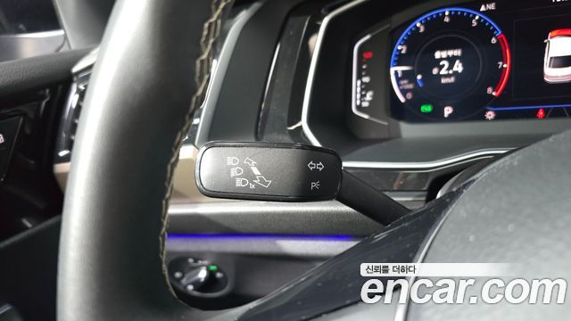 Volkswagen Jetta 2021 — photo 29
