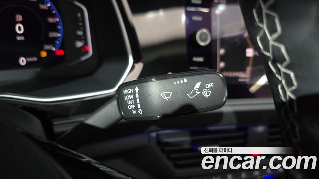 Volkswagen Jetta 2021 — photo 30
