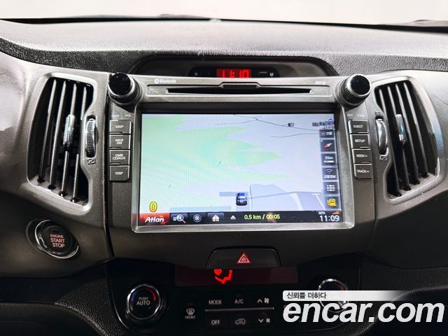 Kia Sportage 2012 — photo 12
