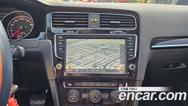Volkswagen Golf 2016 — photo 17