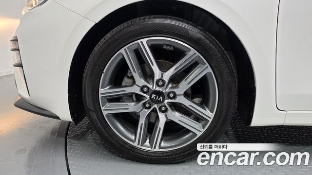 Kia K3 2020 — photo 5