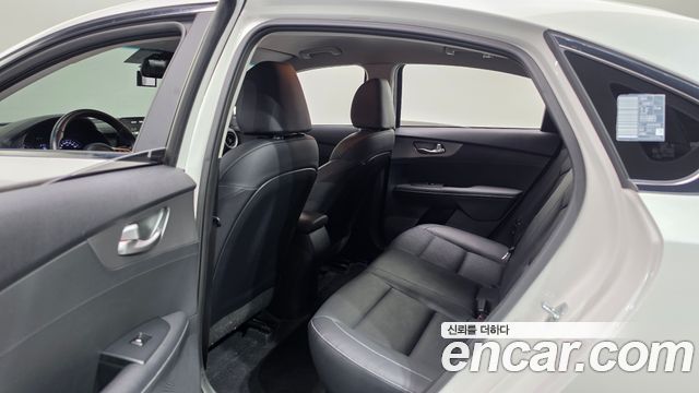 Kia K3 2020 — photo 28