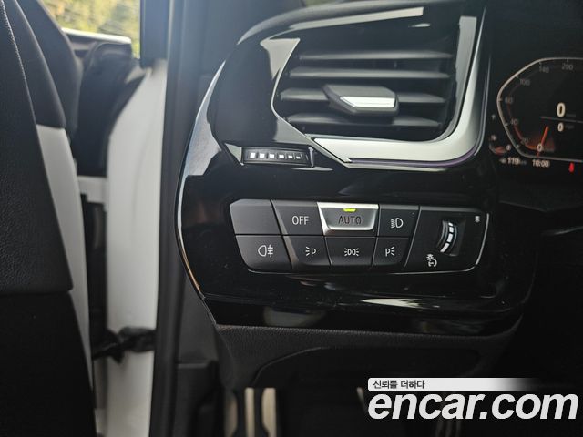 BMW Z4 2024 — photo 10