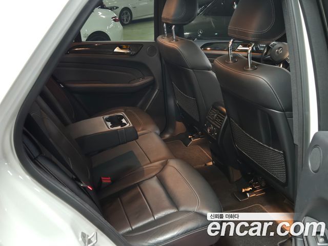 Mercedes-Benz M-class 2015 — photo 7