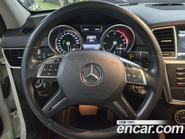 Mercedes-Benz M-class 2015 — photo 8