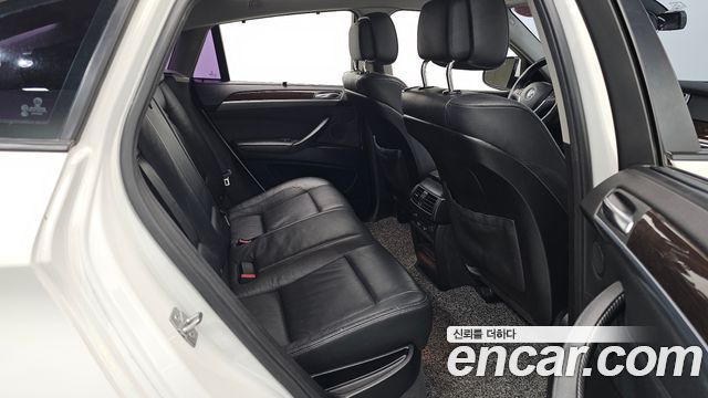BMW X6 2012 — photo 18
