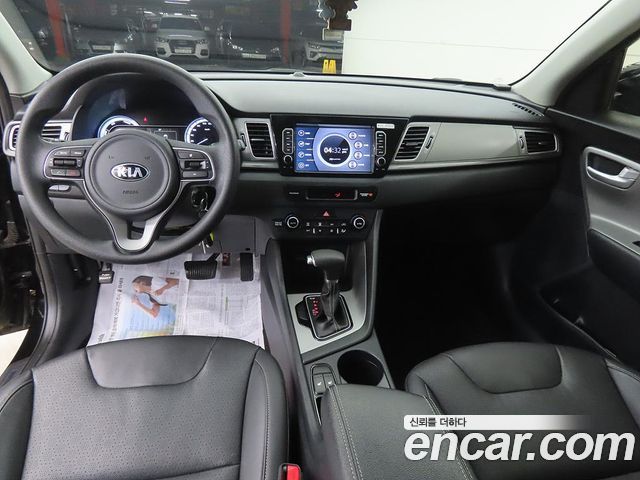 Kia Niro 2018 — photo 7
