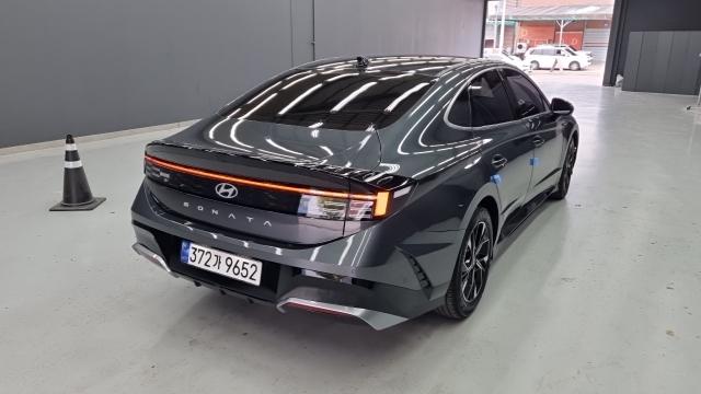 Hyundai Sonata 2026 — photo 2