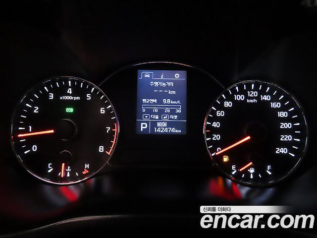 Kia K3 2014 — photo 9