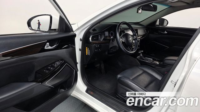 Kia K7 2019 — photo 10