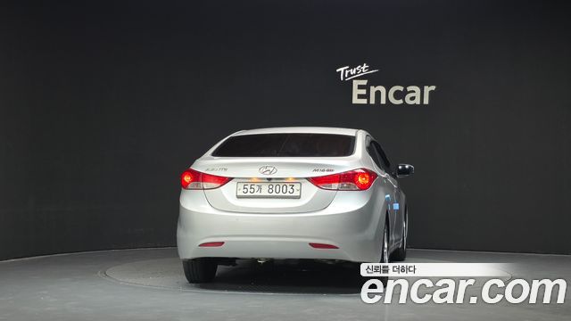 Hyundai AVANTE 2011 — photo 4