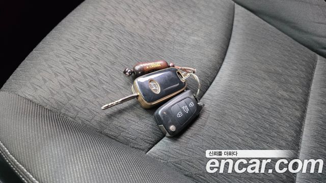 Hyundai AVANTE 2011 — photo 20