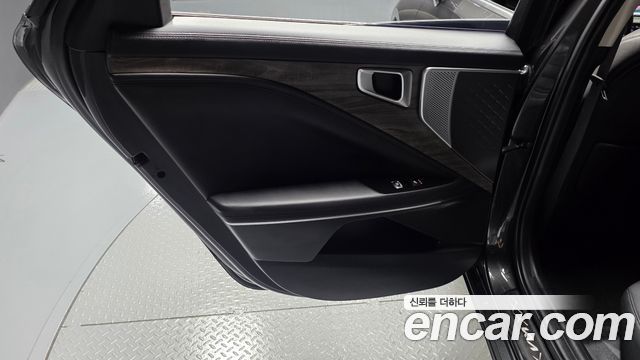Kia K8 2023 — photo 15